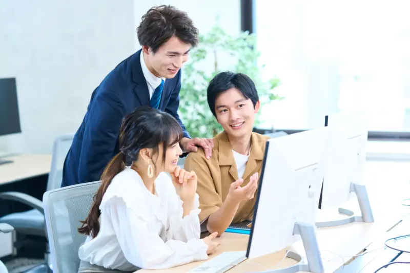 専門学校の先生と学生